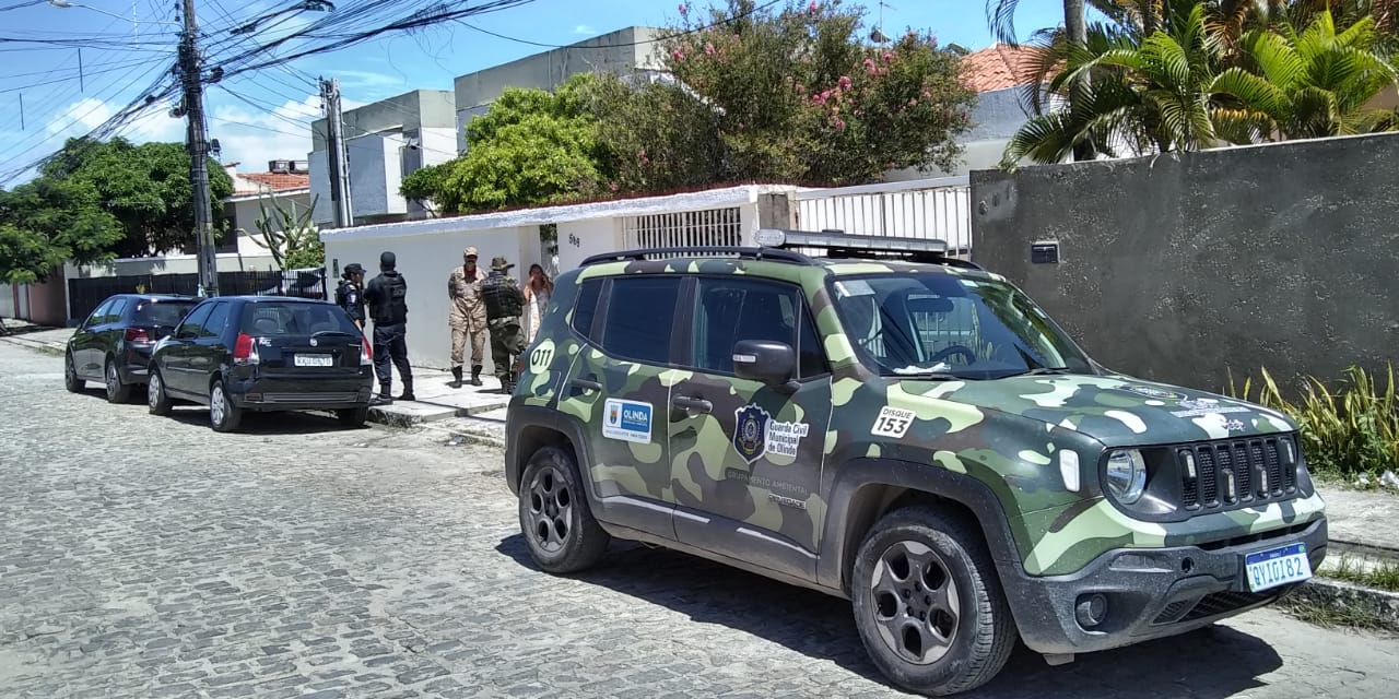 Guarda Municipal De Olinda Resgata Pitbull Em Bairro Novo Prefeitura