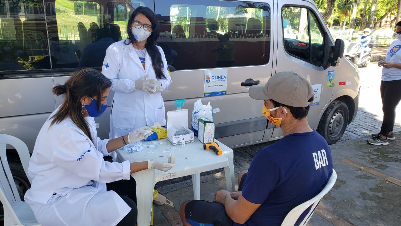 Saúde de Olinda completa uma semana de testes rápidos de Covid-19 na população de rua