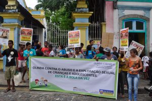 Caminha contra o abuso e a exploração sexual de crianças e adolescentes. Foto: Ádria de Souza/Pref.Olinda