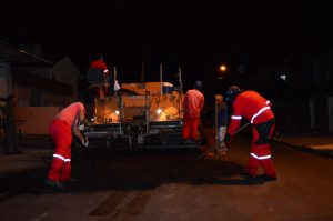 Em princípio, o trabalho foi reiniciado em vias de Jardim Atlântico. Foto: Lucio Pessoa/Pref.Olinda